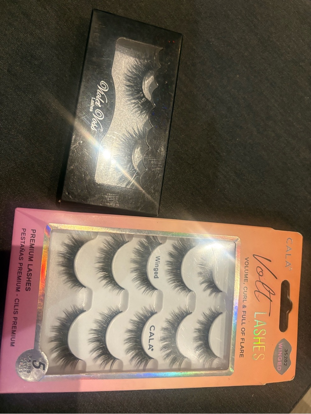 False eyelashes